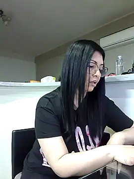 Milf Abigail online show from 03/10/25, 04:07
