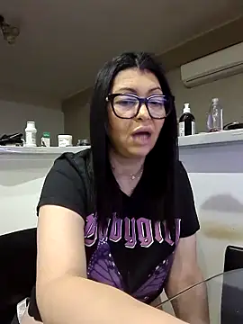 Milf Abigail online show from 10/03/25, 01:42