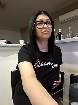 Milf Abigail online show from 09/27/25, 01:23