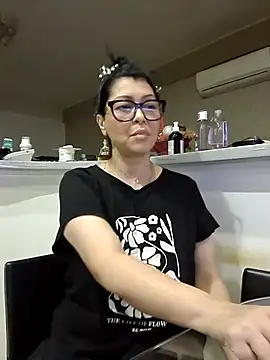 Milf Abigail online show from 10/18/25, 01:18