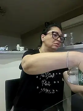 Milf Abigail online show from 11/08/25, 12:36