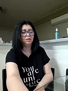 Milf Abigail online show from 04/24/26, 02:24