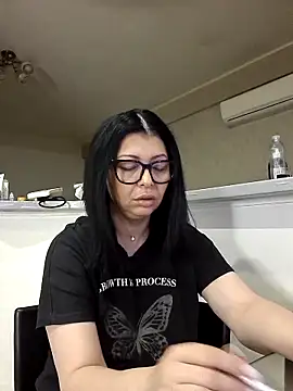 Milf Abigail online show from 02/09/26, 03:15