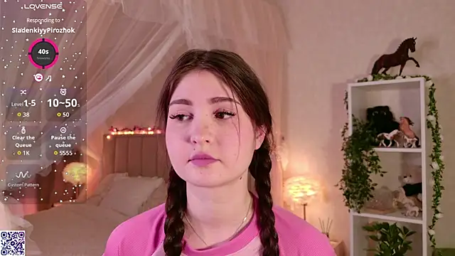 LeraKit online show from 12/01/25, 02:18