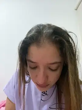 Snapshot of Alicia_ALICIA chatting on 06/09/26, 05:58 Alicia ALICIA online show from 06/09/26, 05:58