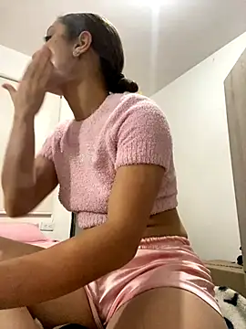 Alicia ALICIA online show from 12/19/25, 12:03