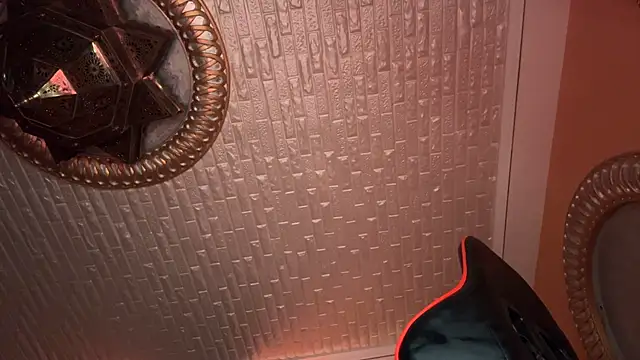 Snapshot of ORLA86 chatting on 03/09/25, 07:37 ORLA86 online show from 03/09/25, 07:37