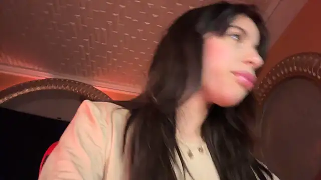 Snapshot of ORLA86 chatting on 02/26/25, 03:25 ORLA86 online show from 02/26/25, 03:25