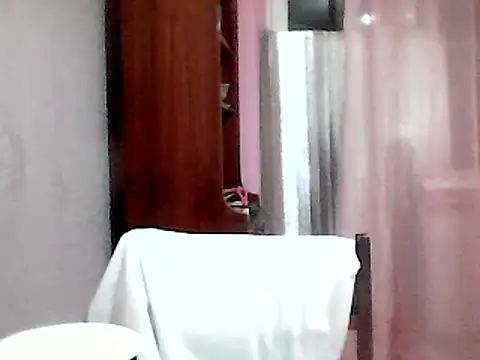 Snapshot of AnaXBerry chatting on 02/14/25, 05:46 AnaXBerry online show from 02/14/25, 05:46