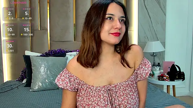 Snapshot of Gabriella_Wils chatting on 12/17/24, 12:22 Gabriella Wils online show from 12/17/24, 12:22