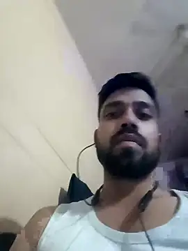 Snapshot of rockymumbai chatting on 04/28/26, 01:04 rockymumbai online show from 04/28/26, 01:04