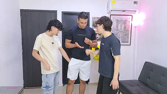 badguyss bisex online show from 04/21/26, 11:28