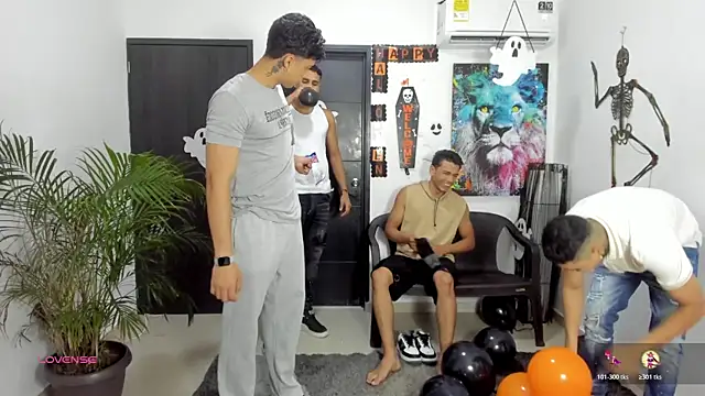 badguyss bisex online show from 10/21/25, 11:09