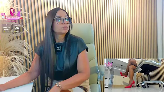 Snapshot of lulu_072 chatting on 01/08/26, 12:27 lulu 072 online show from 01/08/26, 12:27