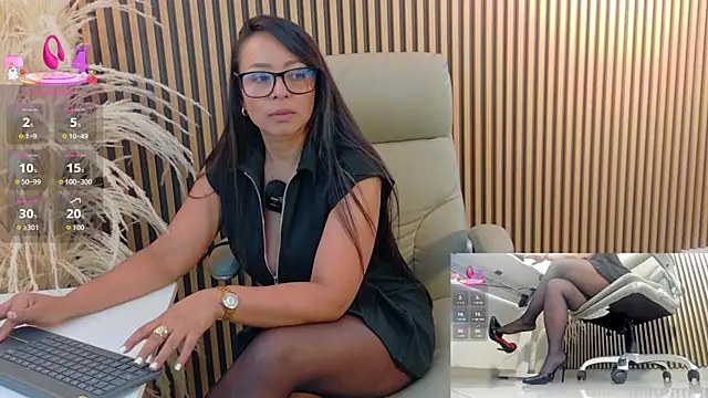 lulu 072 online show from 12/19/25, 12:14