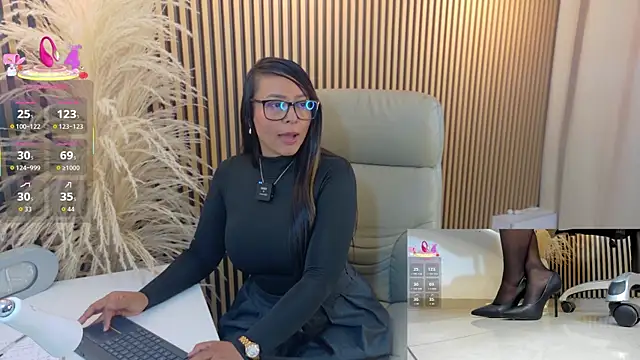 lulu 072 online show from 04/01/26, 12:02