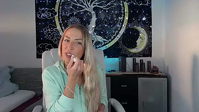 SexxyLiviaa online show from 09/29/25, 04:01