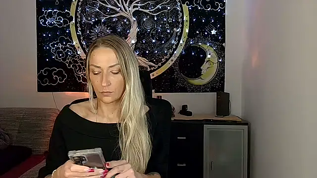 SexxyLiviaa online show from 11/11/25, 05:19