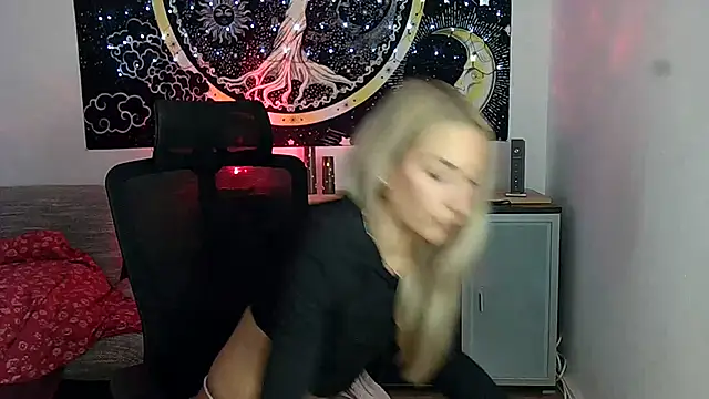 SexxyLiviaa online show from 06/11/26, 03:25
