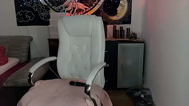 SexxyLiviaa online show from 09/25/25, 02:39