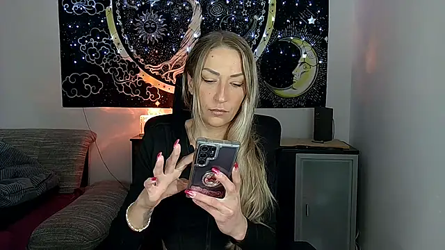 SexxyLiviaa online show from 11/15/25, 03:43