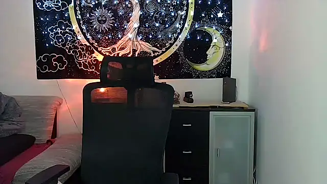 SexxyLiviaa online show from 11/13/25, 02:04