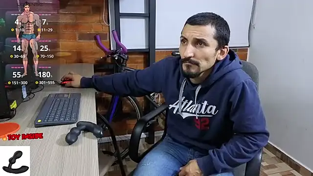 Marck Muscle online show from 10/26/25, 03:18