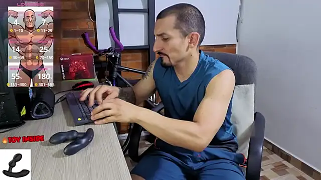 Snapshot of Marck_Muscle chatting on 06/20/26, 12:26 Marck Muscle online show from 06/20/26, 12:26