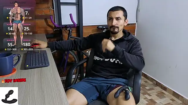 Marck Muscle online show from 10/11/25, 12:11