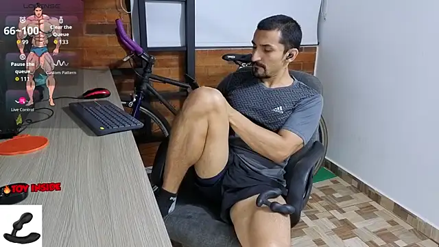 Marck Muscle online show from 10/10/25, 02:01