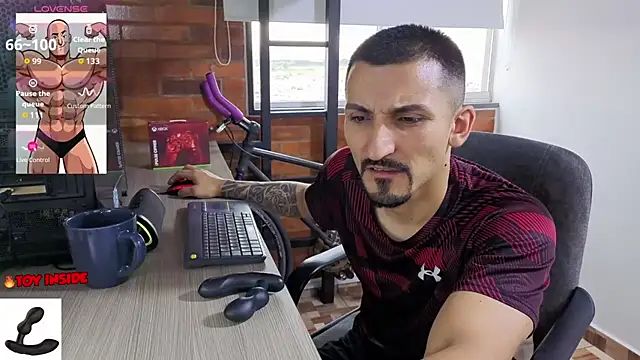 Snapshot of Marck_Muscle chatting on 07/09/26, 10:20 Marck Muscle online show from 07/09/26, 10:20