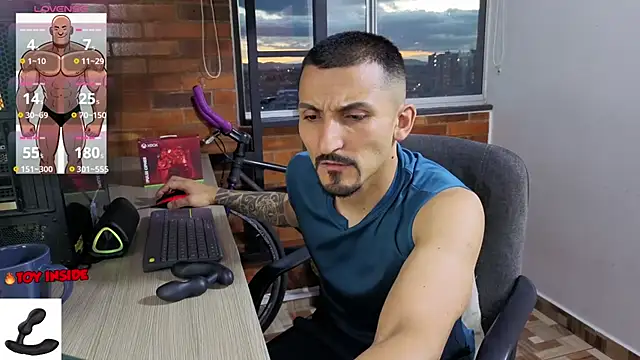 Snapshot of Marck_Muscle chatting on 07/06/26, 11:29 Marck Muscle online show from 07/06/26, 11:29