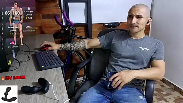 Marck Muscle online show from 11/15/25, 01:09