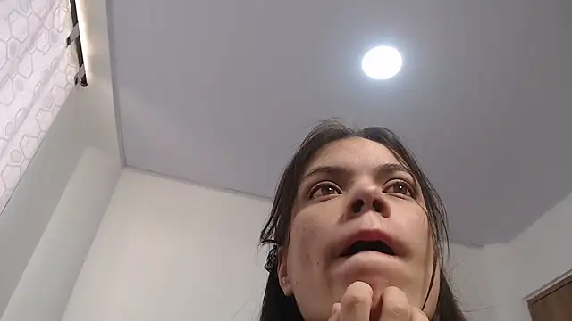 Karla sweed online show from 12/21/25, 02:41