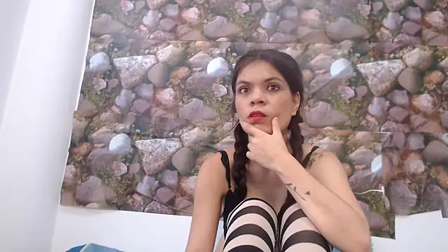 Snapshot of Karla_sweed chatting on 04/20/26, 02:40 Karla sweed online show from 04/20/26, 02:40
