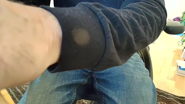 massive cum online show from 10/20/25, 05:35