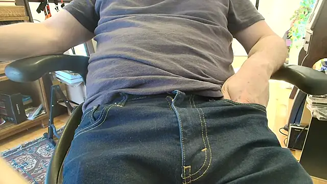 massive cum online show from 04/08/26, 06:09