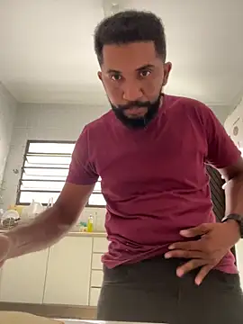 MiddlingAffluent online show from 03/31/26, 01:35