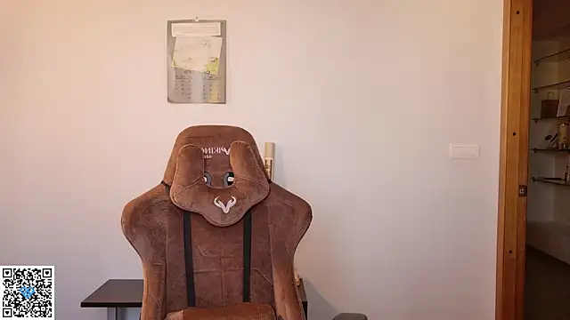 Neko Kimiko online show from 10/10/25, 10:49