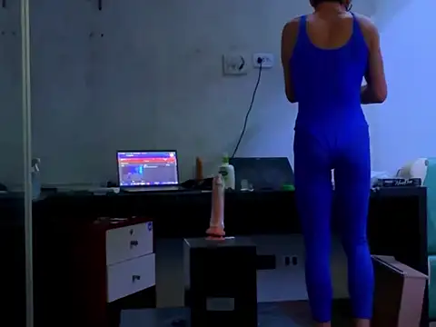 BodyandlegginLover online show from 11/14/25, 12:14