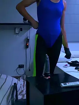 BodyandlegginLover online show from 12/17/25, 07:57