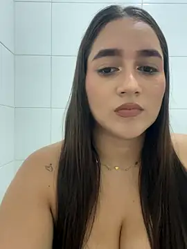 Lilly Peach22 online show from 11/14/25, 04:38