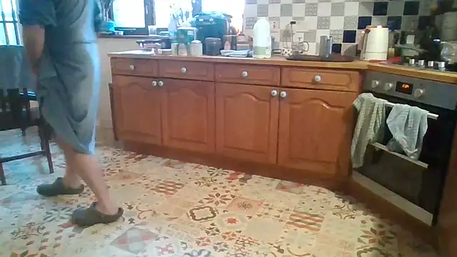 jakjak106 online show from 12/16/25, 08:51