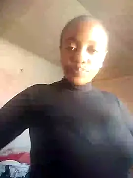 Snapshot of Bustybabe4Uxx chatting on 10/23/25, 12:04 Bustybabe4Uxx online show from 10/23/25, 12:04