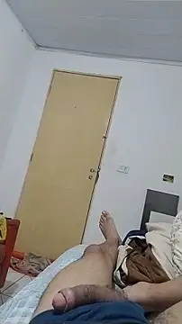 UncutToyBoy23cm online show from 09/24/25, 04:30