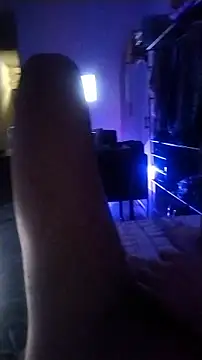 UncutToyBoy23cm online show from 09/15/25, 06:36