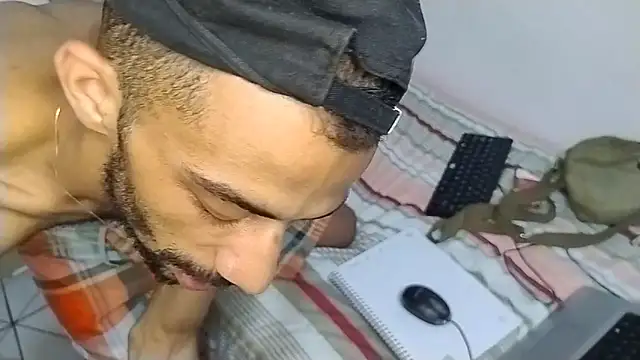 UncutToyBoy23cm online show from 03/17/25, 11:13