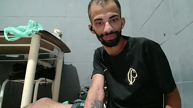 Snapshot of UncutToyBoy23cm chatting on 02/27/26, 06:52 UncutToyBoy23cm online show from 02/27/26, 06:52