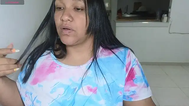 Snapshot of Mia_Adell_11 chatting on 10/01/25, 03:55 Mia Adell 11 online show from 10/01/25, 03:55