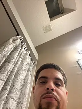 bigitaliandic online show from 10/21/25, 08:47